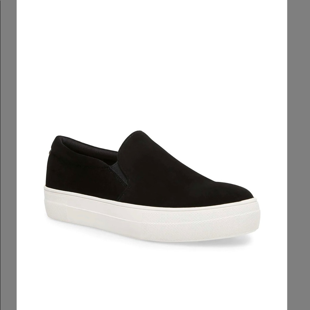 Steve Madden Gills Black Suede Slip On Sneaker